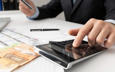 Cómo ahorrar dinero en impuestos como Pyme o autónomo