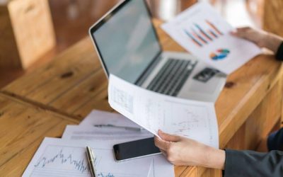 ¿Cómo puedo mantenerme al día en las últimas tendencias y regulaciones fiscales y contables?